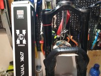 Rockshox Charger 2 upgrade Kit για Yari 29"