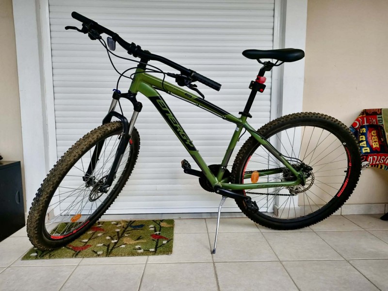 &Pi;&omega;&lambda;&epsilon;ί&tau;&alpha;&iota; &pi;&omicron;&delta;ή&lambda;&alpha;&tau;&omicron; Energy 29