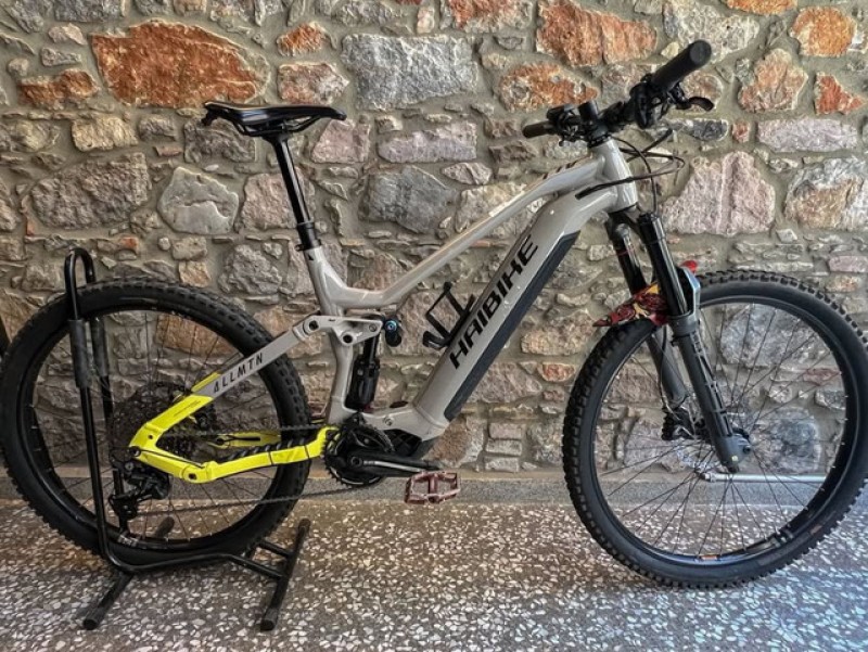 &Pi;&omega;&lambda;&epsilon;ί&tau;&alpha;&iota; &eta;&lambda;&epsilon;&kappa;&tau;&rho;&iota;&kappa;ό &pi;&omicron;&delta;ή&lambda;&alpha;&tau;&omicron; Haibike Allmnt 2