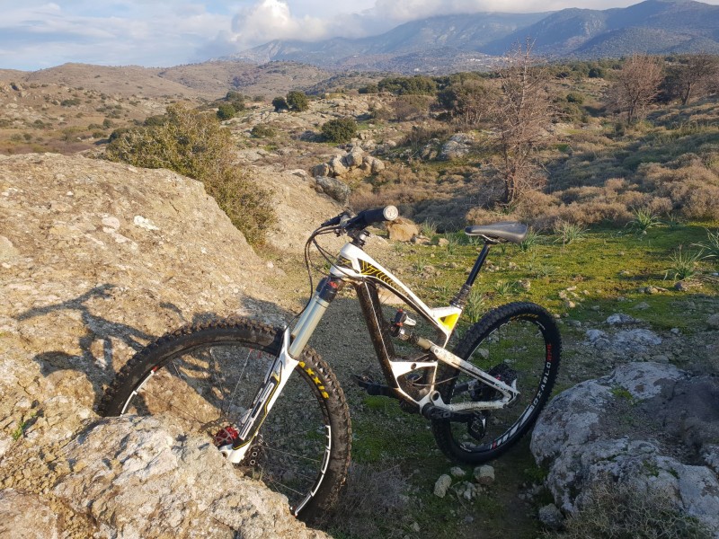 ΠΩΛΕΙΤΑΙ ΥΤ CAPRA CF PRO RACE